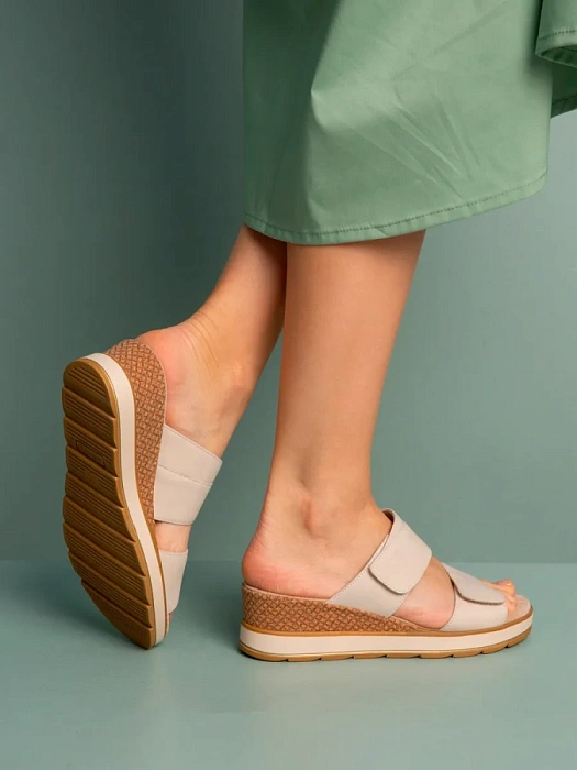 Женские сабо CAPRICE бежевые, артикул 9-27250-42-125