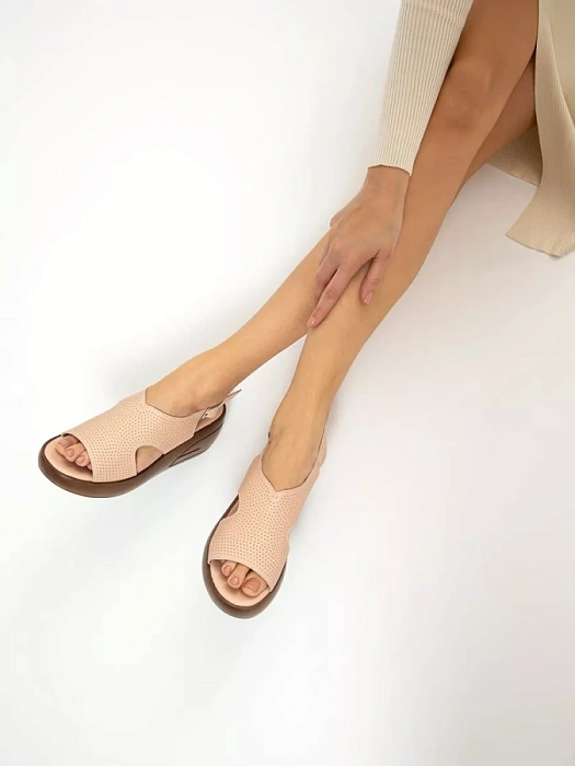 Женские босоножки  eObuv розовые, артикул 42E-2362-11B