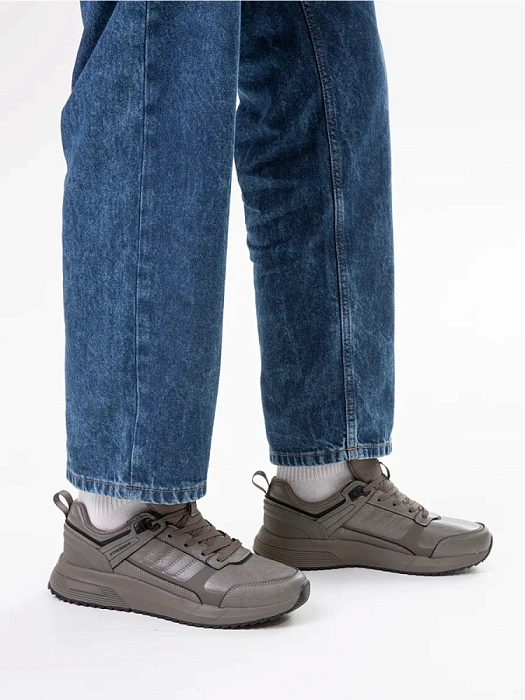 Мужские кроссовки STROBBS серые, артикул C3602-10