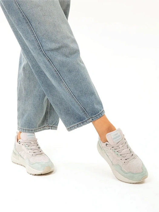 Женские кроссовки STROBBS серые, артикул F7539-12