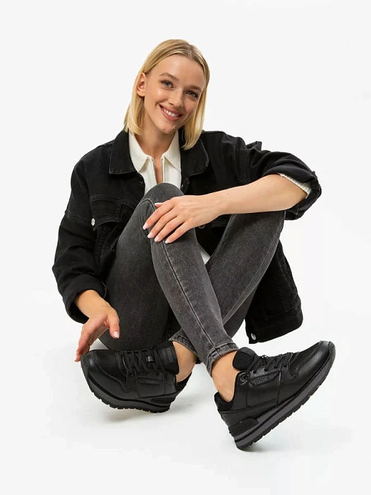 Женские кроссовки STROBBS черные, артикул F7514-3