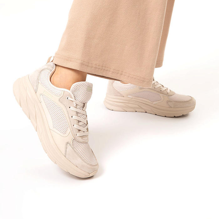 Женские кроссовки STROBBS бежевые, артикул F7400-16