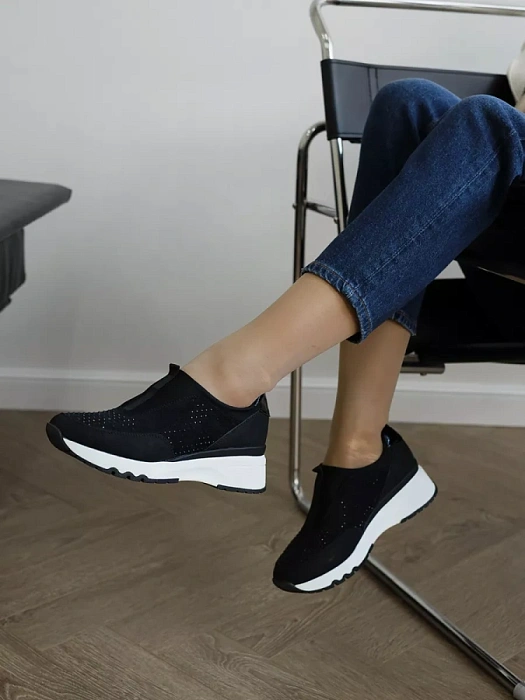 Женские кроссовки MARCO TOZZI черные, артикул 2-24730-41-098