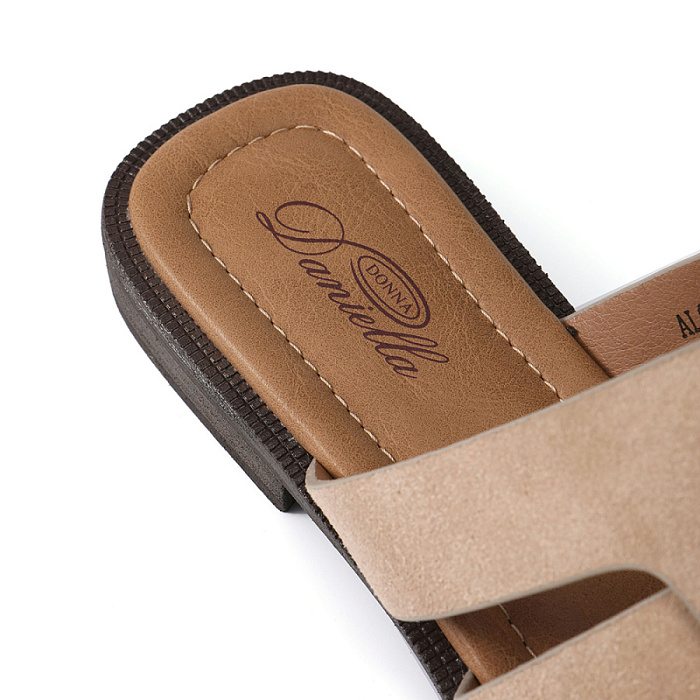 Женские шлепанцы Donna Daniella  бежевые, артикул ALS25-HWLC3-035-3