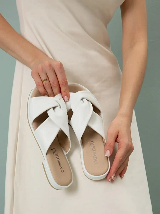 Женские пантолеты CAPRICE белые, артикул 9-27100-42-102