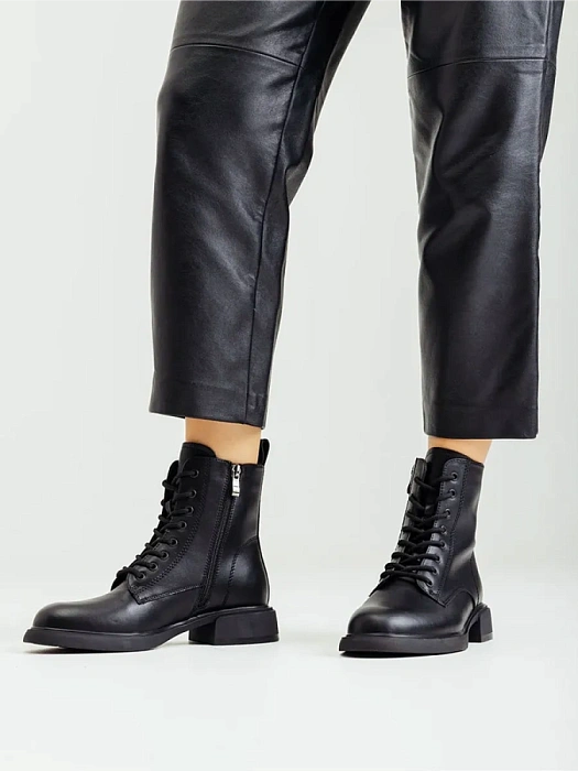 Женские ботинки FEDERICA RODARI черные, артикул 44E-A1183-61Z