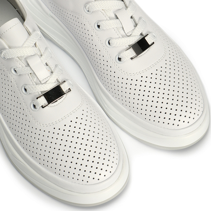 Женские туфли eObuv белые, артикул DL-S25-HML3-243601-1