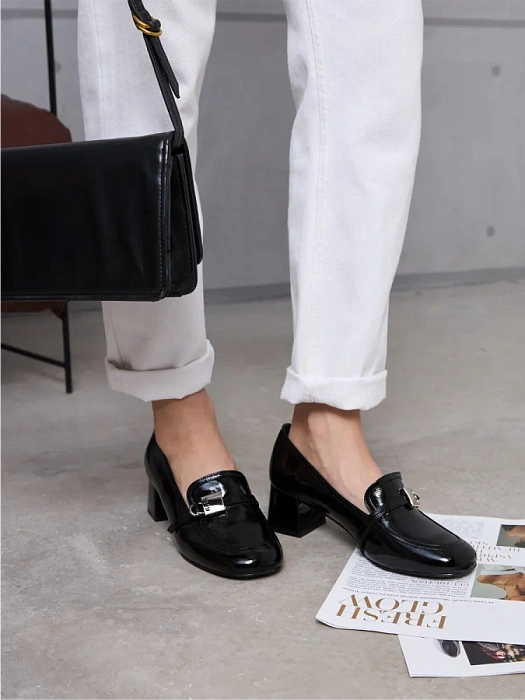 Женские туфли SOFIA-ALEXANDRA черные, артикул 38E-HF1386-B1539D1-25W