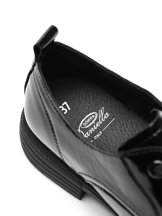 Женские туфли Donna Daniella  черные, артикул EH243-081