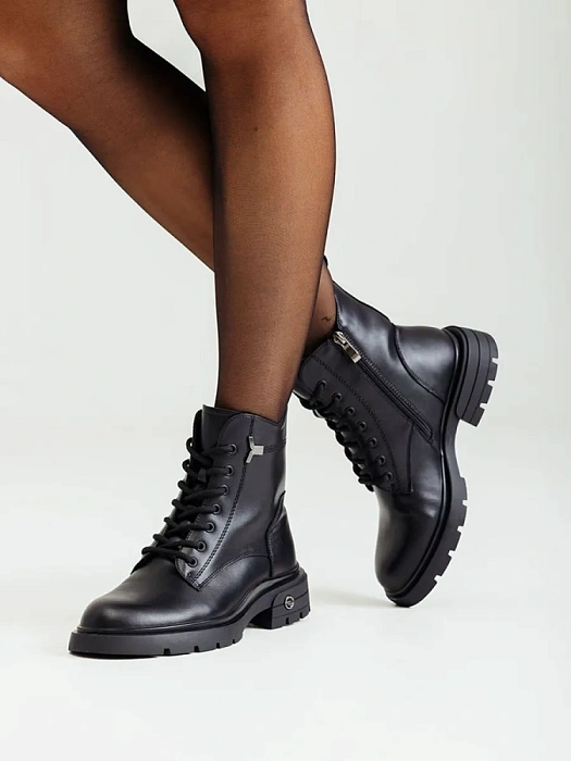 Женские ботинки SOFIA-ALEXANDRA черные, артикул 44E-3469-92ZM