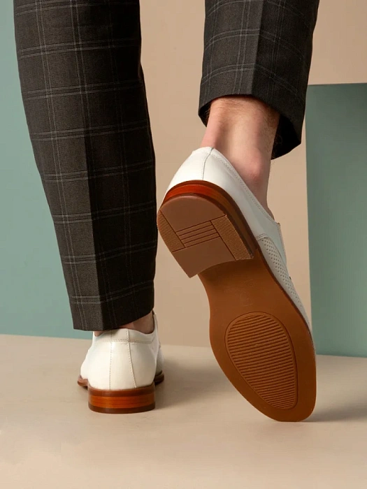 Мужские туфли BRUNO RENZONI  бежевые, артикул 5491B-710B