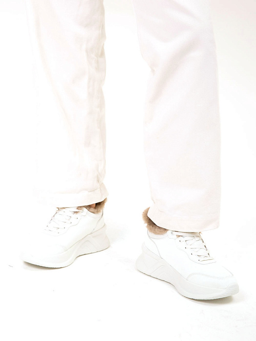 Женские кроссовки eObuv белые, артикул 148505/21-01EB