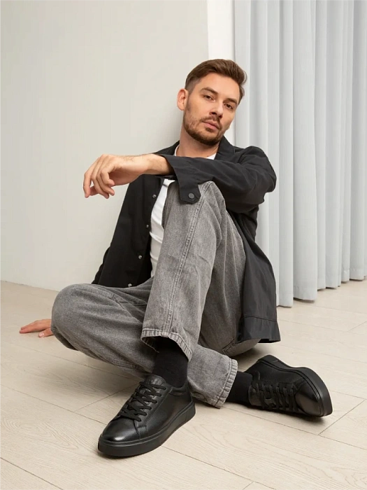 Мужские кеды BRUNO RENZONI  черные, артикул 523020-110