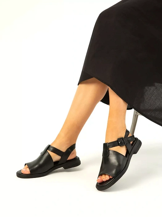 Женские босоножки  MARCO TOZZI черные, артикул 2-28164-42-001