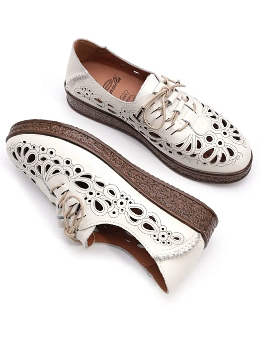 Женские туфли Donna Daniella  бежевые, артикул 52E-LQ6107-010