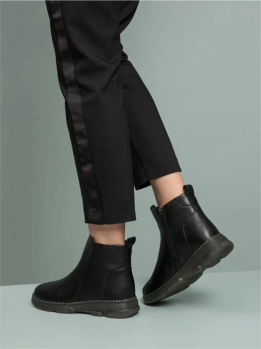 Женские ботинки basic Donna Daniella  черные, артикул GC116-050