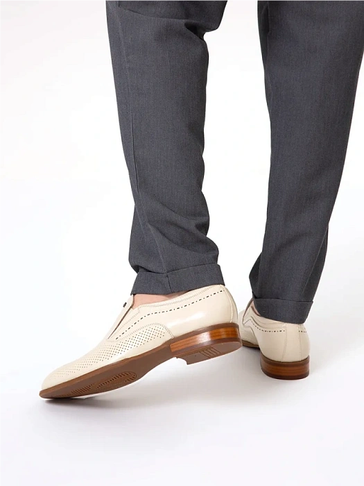 Мужские туфли BRUNO RENZONI  бежевые, артикул 5526B-716B