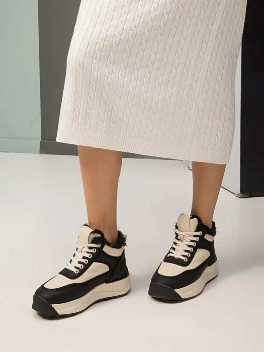 Женские ботинки basic Donna Daniella  черные, артикул T182-011