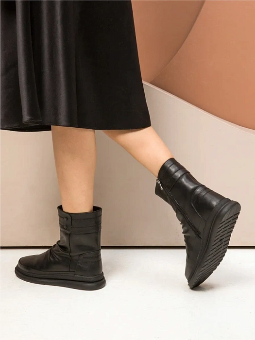 Женские ботинки basic Donna Daniella  черные, артикул D233-PR-03-A-Q