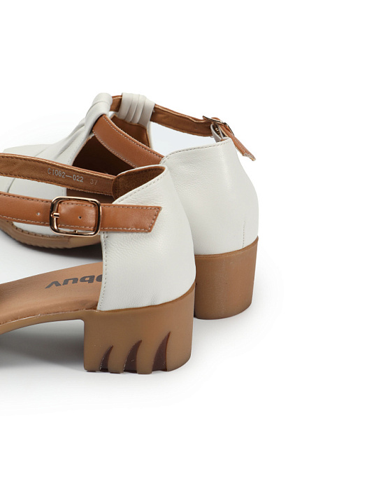 Женские туфли откр. basic eObuv белые, артикул C1062-022