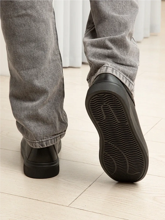 Мужские кеды BRUNO RENZONI  черные, артикул 523020-110