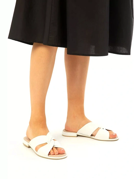 Женские пантолеты CAPRICE белые, артикул 9-27100-42-102