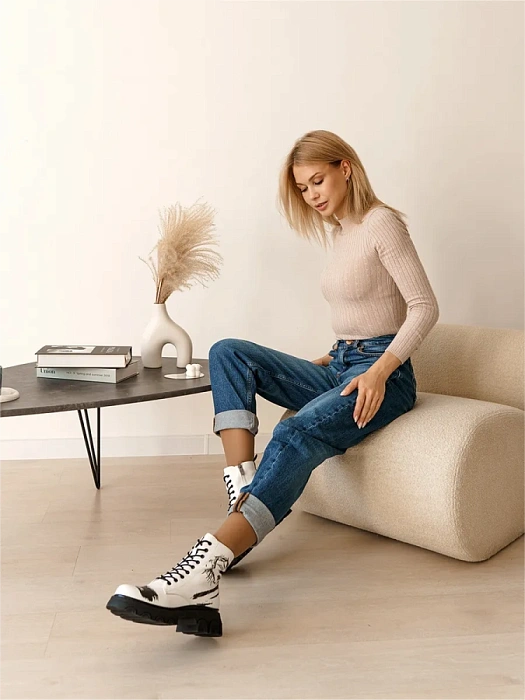 Женские берцы SOFIA-ALEXANDRA белые, артикул 17E-ZH347-CT17