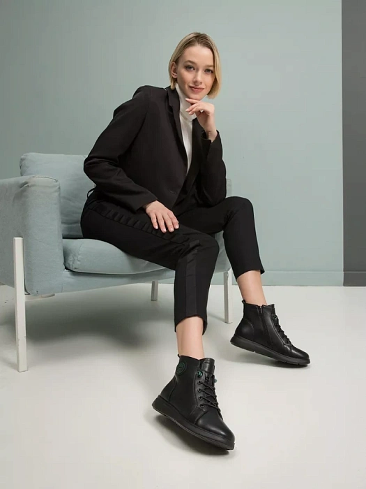 Женские ботинки basic Donna Daniella  черные, артикул AC087-010