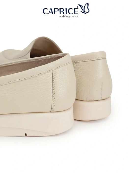 Женские мокасины CAPRICE белые, артикул 9-24750-41-170