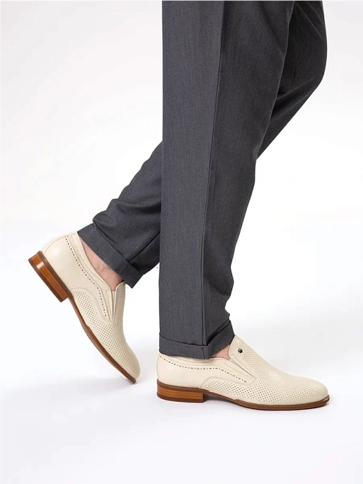 Мужские туфли BRUNO RENZONI  бежевые, артикул 5526B-716B