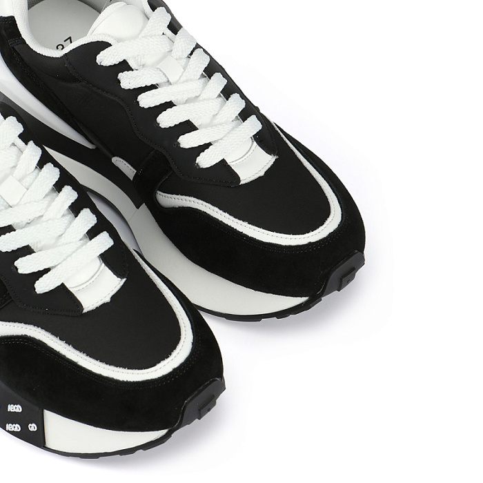 Женские кроссовки SOFIA-ALEXANDRA черные, артикул SA16531-WT