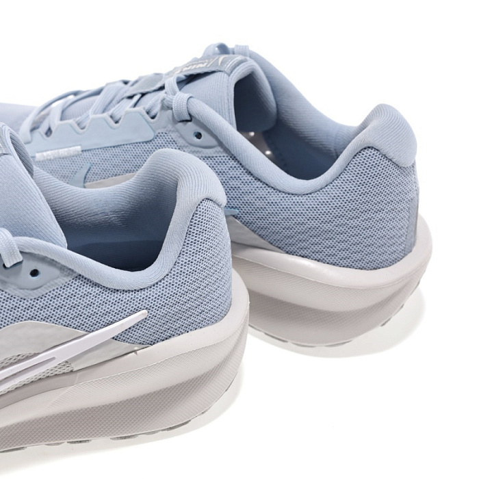 Женские кроссовки Nike голубые, артикул FD6476-402