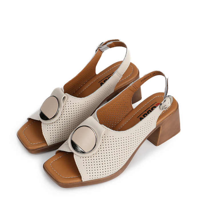 Женские босоножки  eObuv бежевые, артикул 703603-7