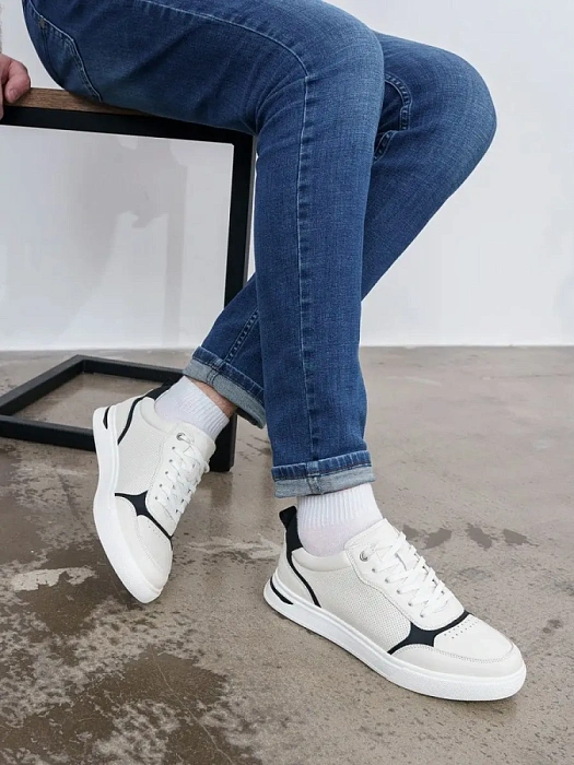 Мужские кроссовки BRUNO RENZONI  белые, артикул Q111B-1D