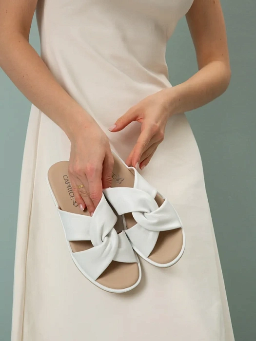 Женские пантолеты CAPRICE белые, артикул 9-27100-42-102