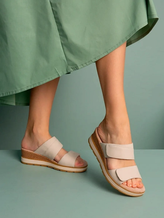 Женские сабо CAPRICE бежевые, артикул 9-27250-42-125