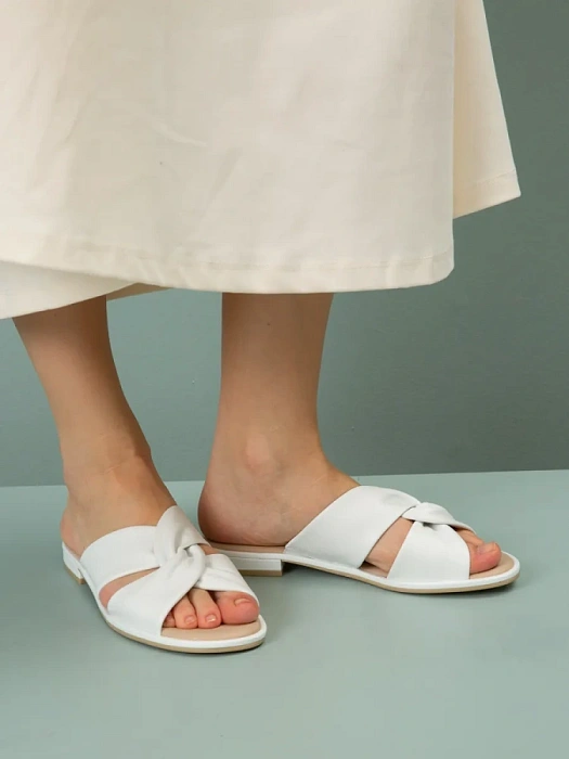 Женские пантолеты CAPRICE белые, артикул 9-27100-42-102