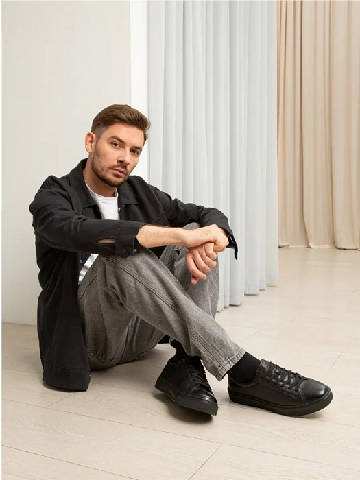 Мужские кеды BRUNO RENZONI  черные, артикул 523020-110