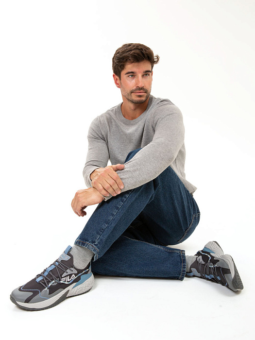 Мужские кроссовки FILA серые, артикул 118329-BA