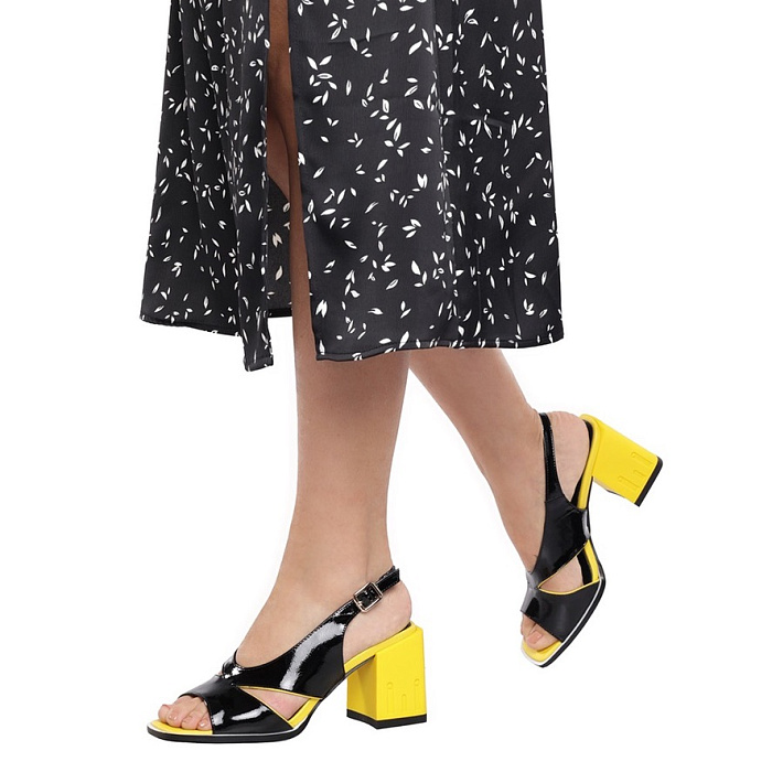 Женские босоножки  FEDERICA RODARI черные, артикул 7E-2810-639-2