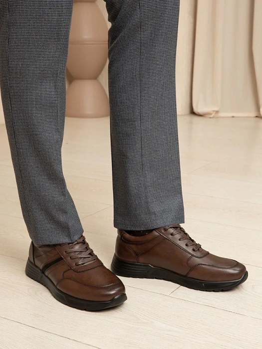 Мужские кроссовки BRUNO RENZONI  коричневые, артикул DSHD-DM001B