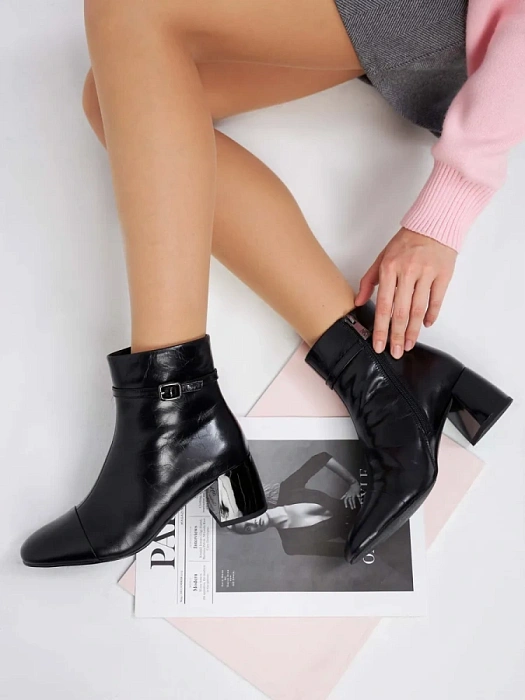 Женские ботильоны SOFIA-ALEXANDRA черные, артикул 4E-5557-303-25W