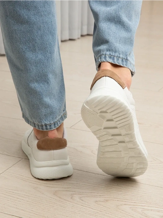 Мужские кроссовки BRUNO RENZONI  белые, артикул 035.332.08