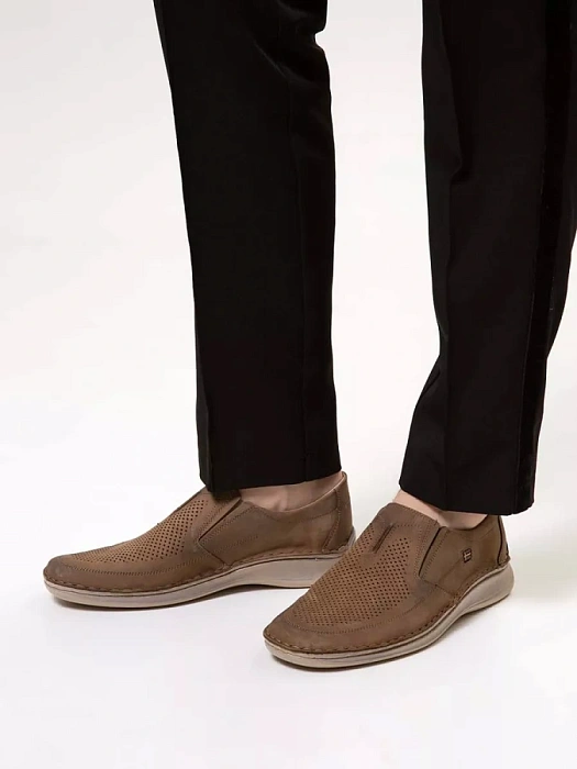 Мужские туфли basic BRUNO RENZONI  бежевые, артикул 013.009