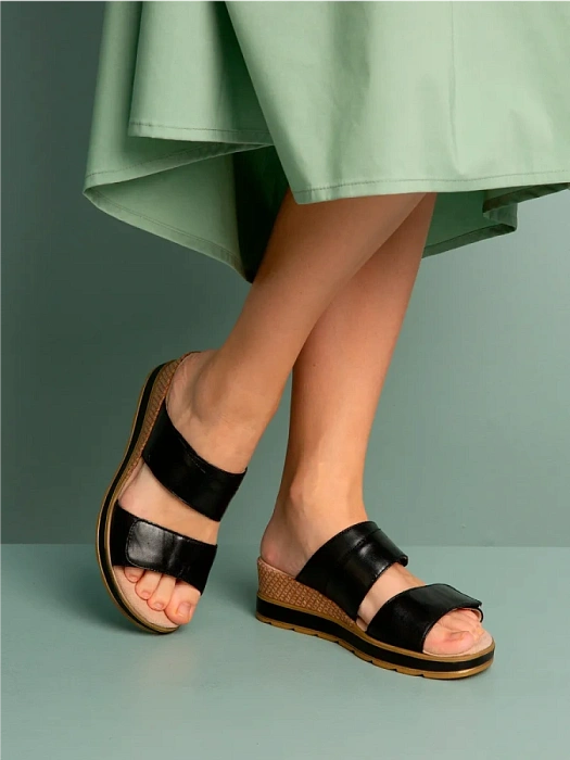 Женские сабо CAPRICE черные, артикул 9-27250-42-040