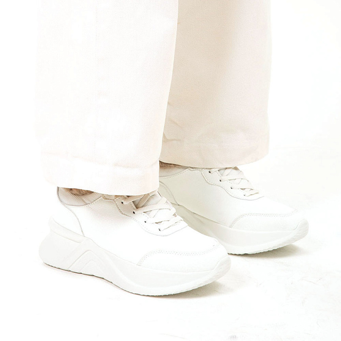 Женские кроссовки eObuv белые, артикул 148505/21-01EB