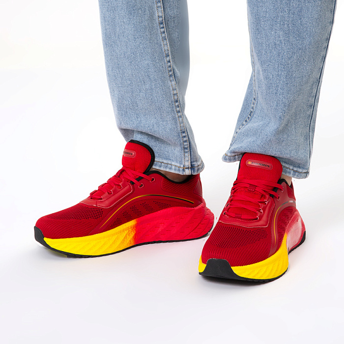 Мужские кроссовки STROBBS красные, артикул C3583-11