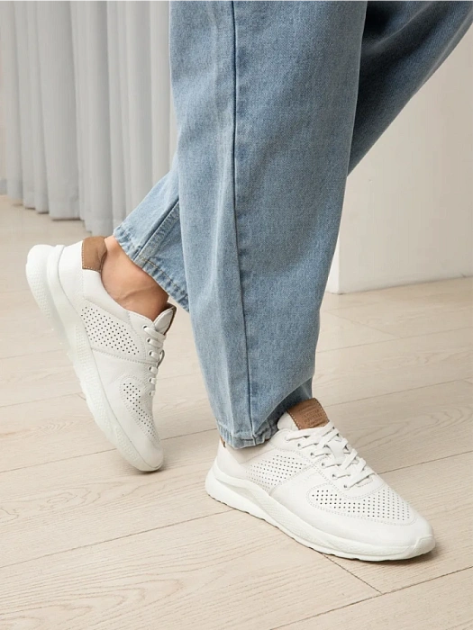 Мужские кроссовки BRUNO RENZONI  белые, артикул 035.332.08