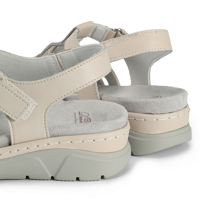 Женские сандалии Donna Daniella  молочные, артикул 51-BKE6-8-111