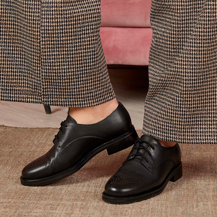 Женские туфли SOFIA-ALEXANDRA черные, артикул 38E-HF1350-B1495D1-25W